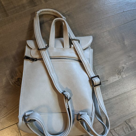 Light Grey Convertible Backpack - Picture 4 of 5